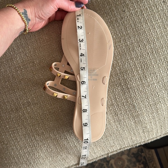 Women’s Thong Sandals - INC - Picture 4 of 4